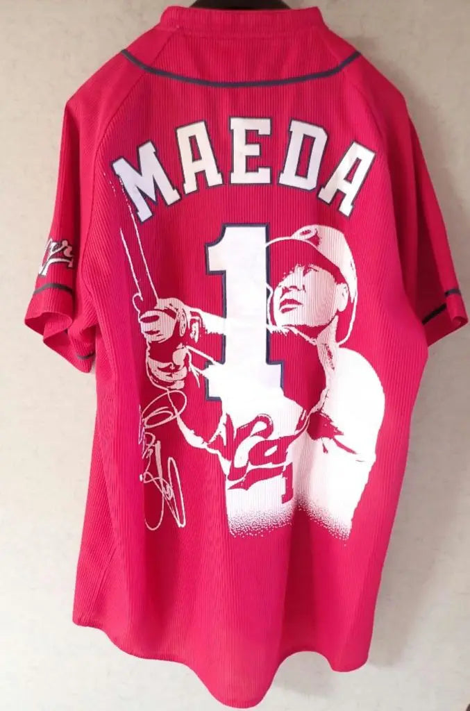 Conmemoración de jubilación de Maeda Tomonori (antes Hiroshima Carp) tamaño L (decorada en la sala de estar)