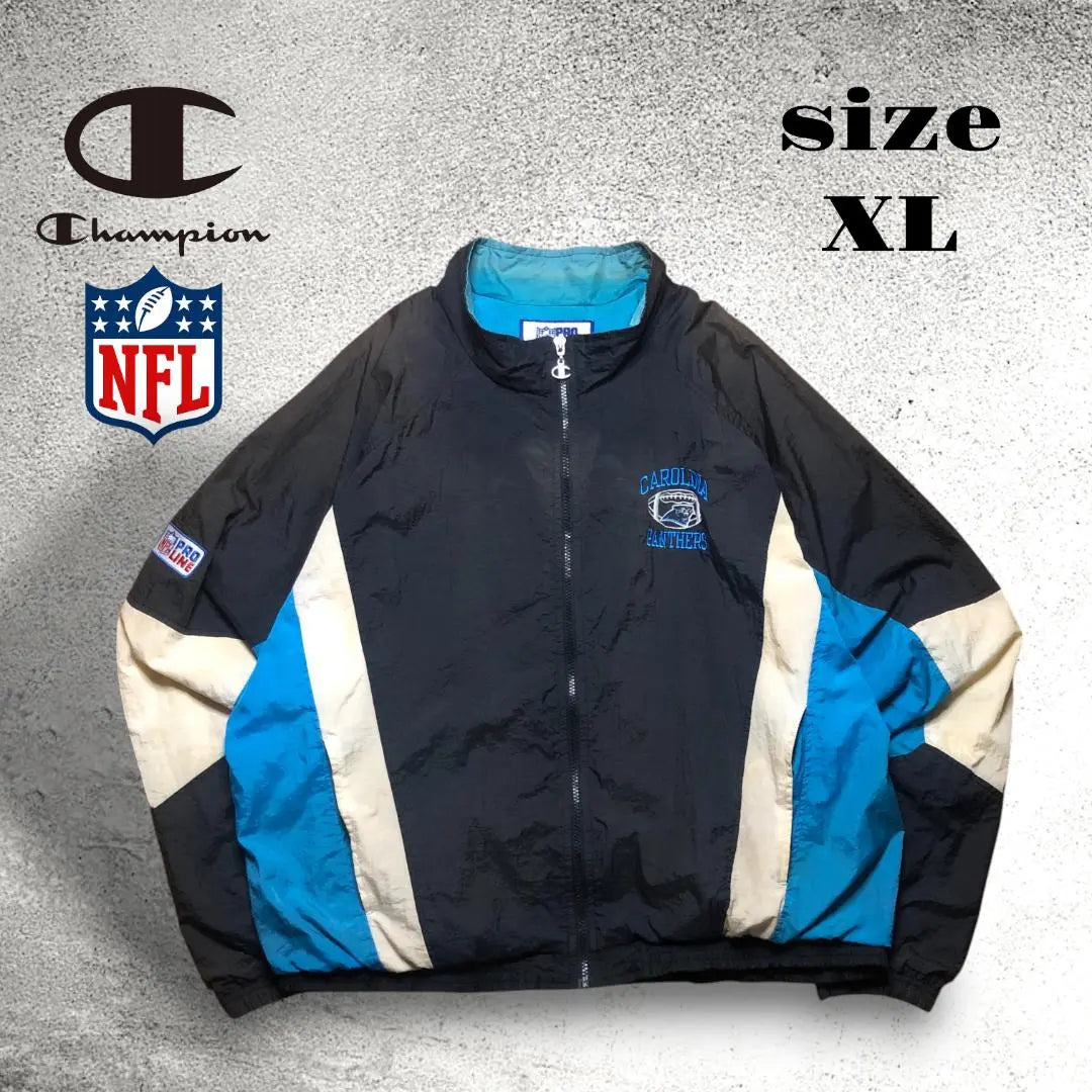 Hard to find 90's Champion x NFL PRO LINE Windbreaker