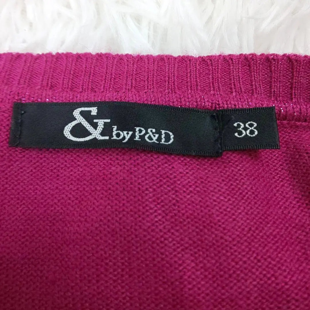 byP&D T-shirt Size S Red V-neck Everyday wear Shopping