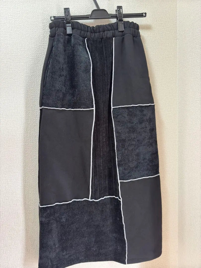 [With new tag] Lupilian Patchwork Skirt Black Different Material Jima -chan