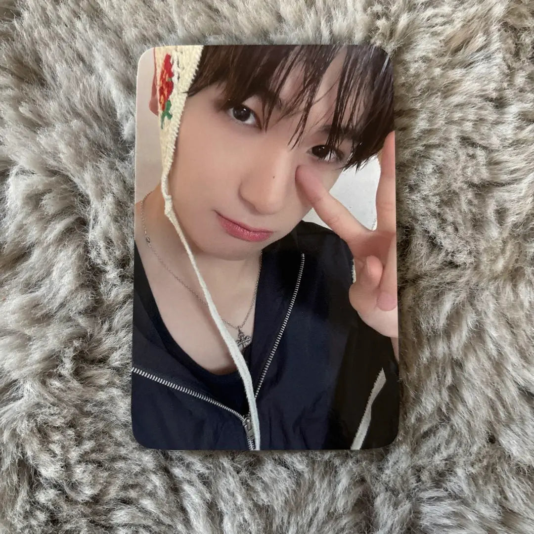 Hyunjae Trading Card