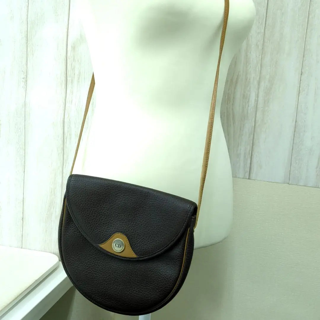 Bolso de hombro vintage Christian Dior de piel en marrón oscuro