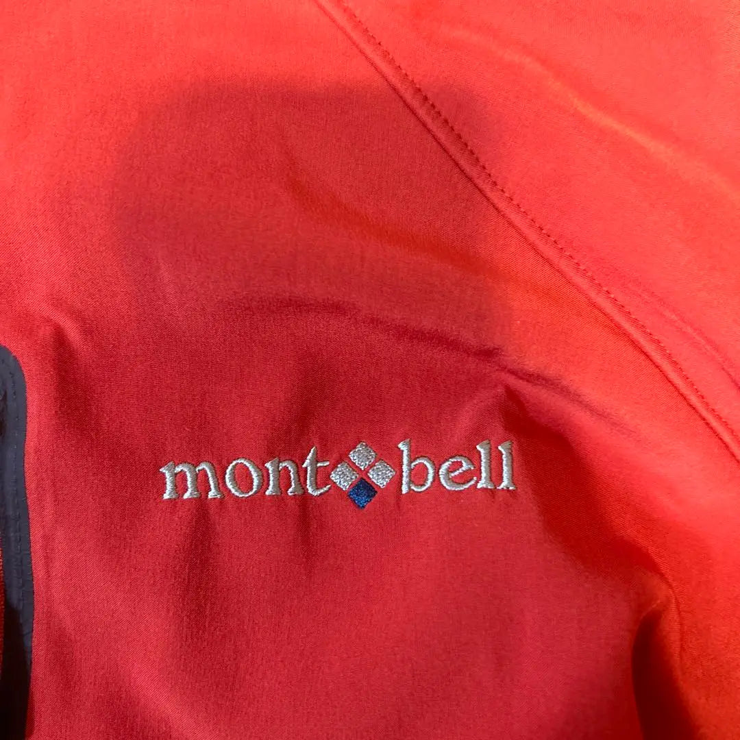 Chaqueta roja con capucha Mont-Bell