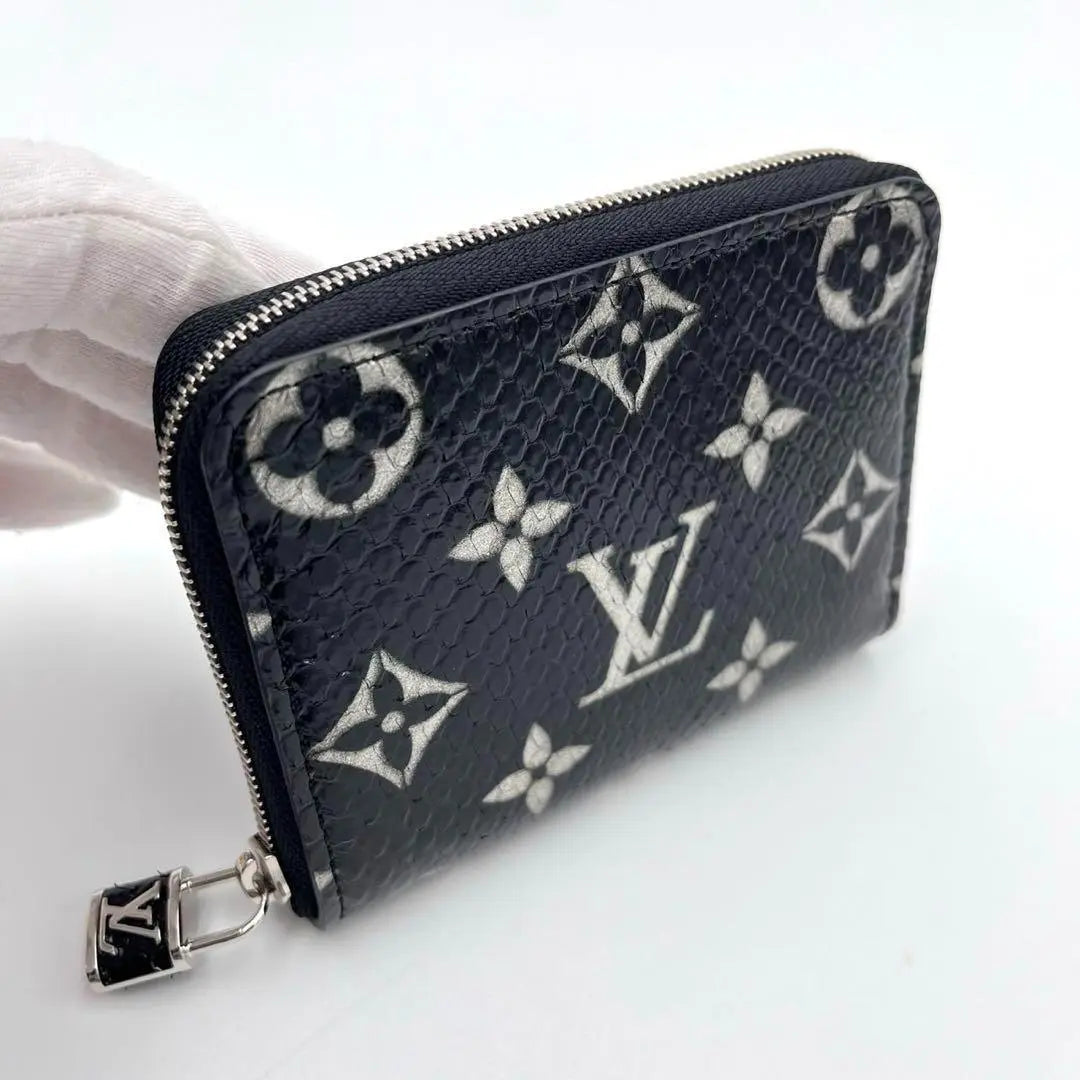 Rare, Superb Condition, Louis Vuitton Monogram Exotic Zippy Coin Purse, Black