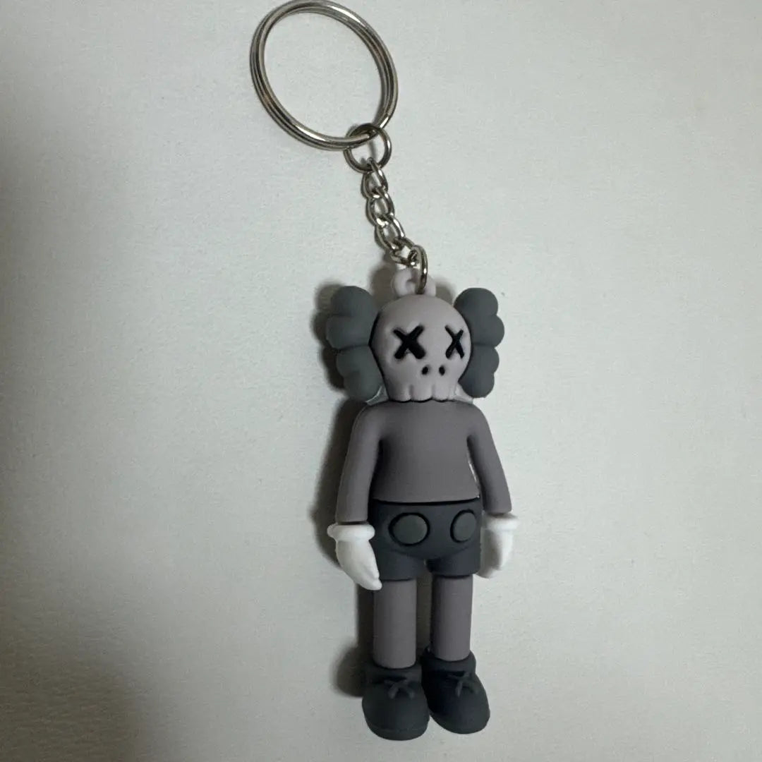 ★New★KAWS Cowes Keychain