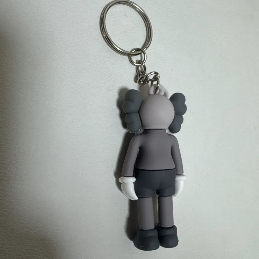 ★New★KAWS Cowes Keychain