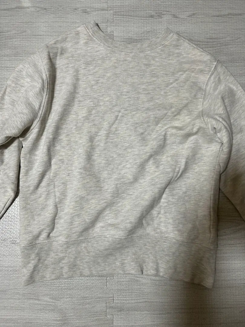 【Popularity! ! Big deal: THE KNiTS grey sweatshirt