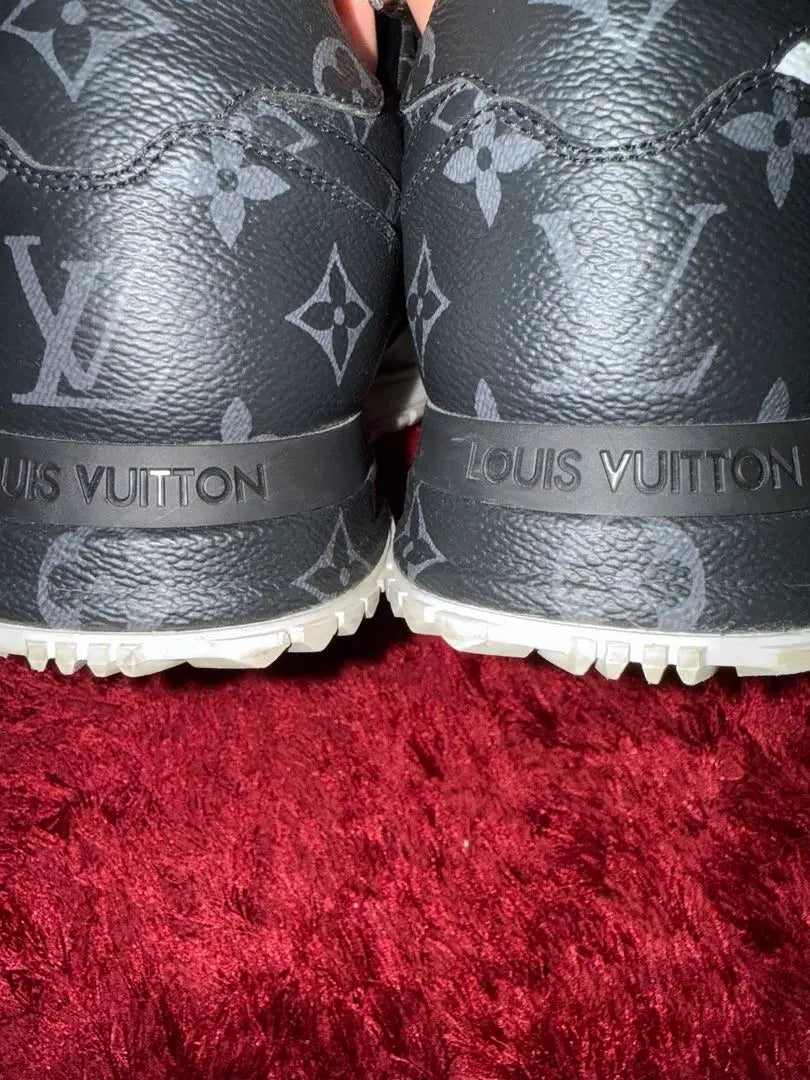 Hermosas zapatillas Louis Vuitton Runaway Line Monogram