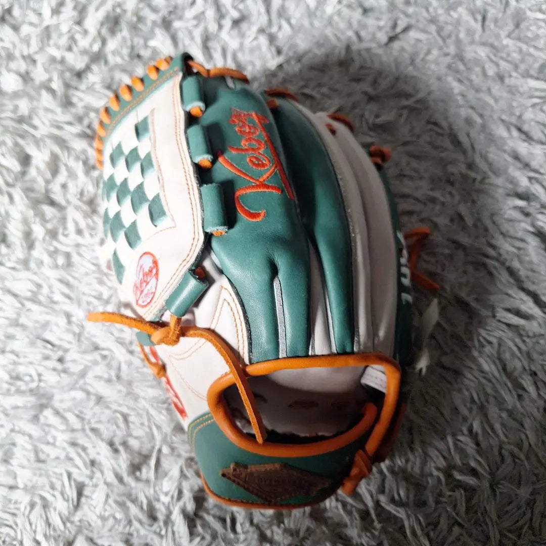 keboz softball gloves