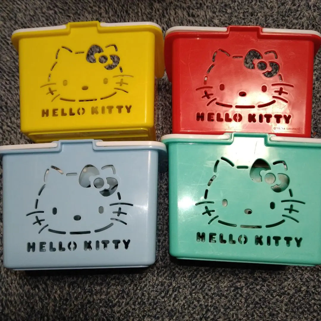 Juego de 4 minicestas Sanrio Hello Kitty