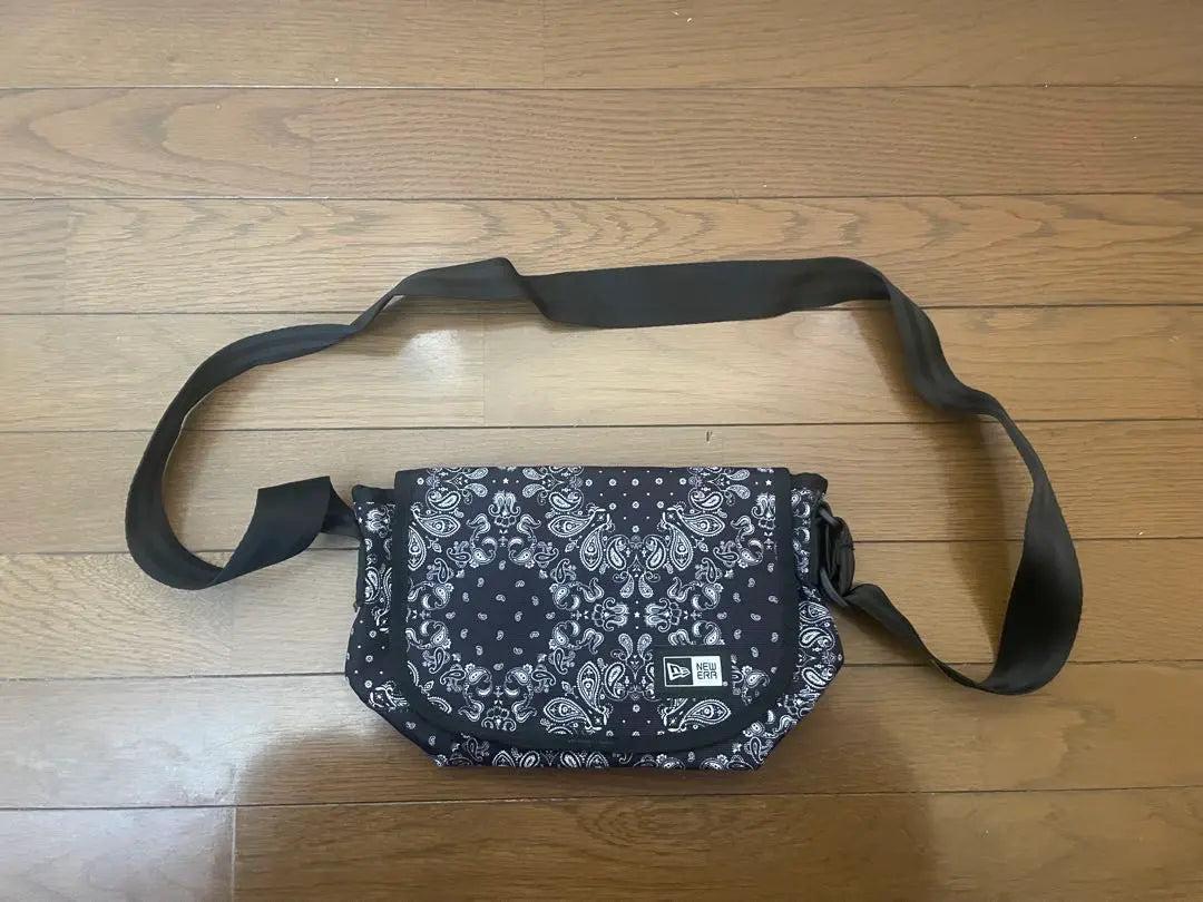 newera New Era Paisley Pattern Shoulder Bag