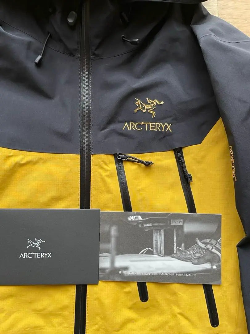 Xi Shao's new product is not used and drake Arcteryx BEAMS Theta AR S