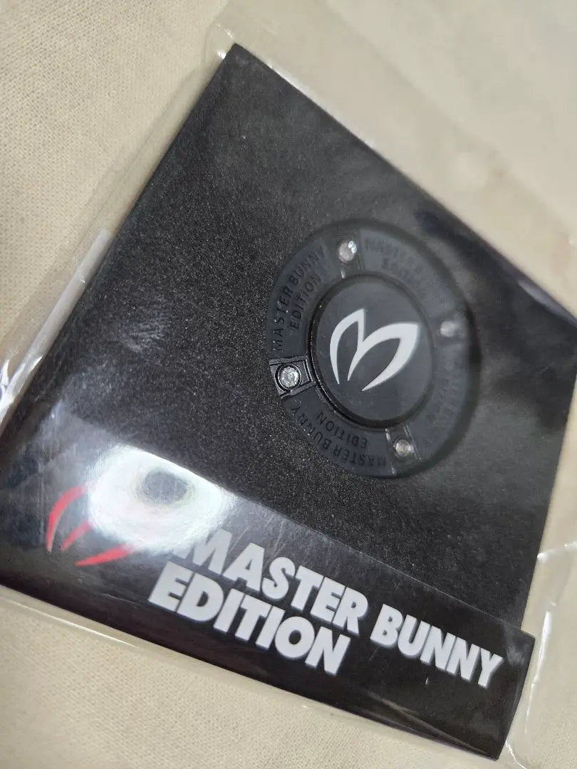 Gray Twin Golf Ball Marker Master Bunny