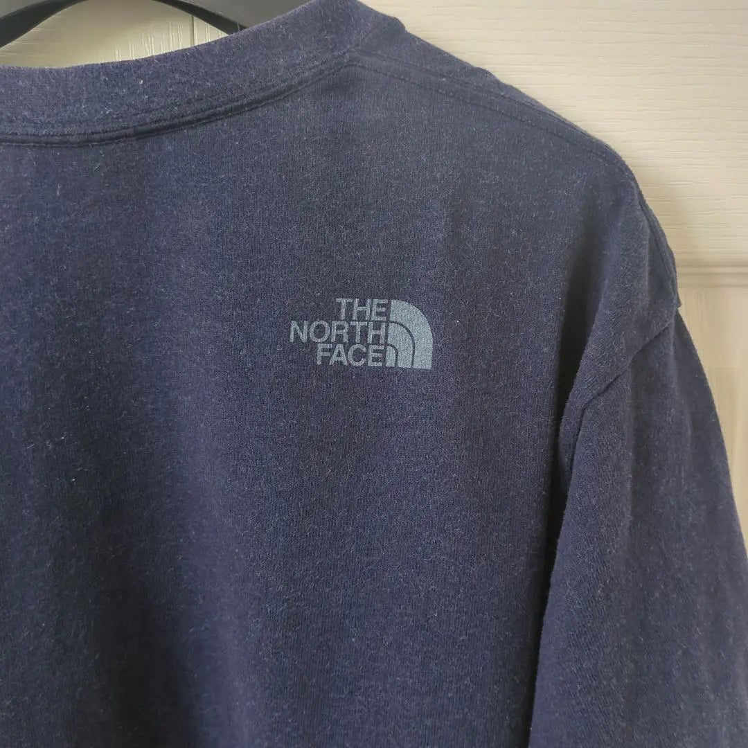 THE NORTH FACE Navy T-shirt