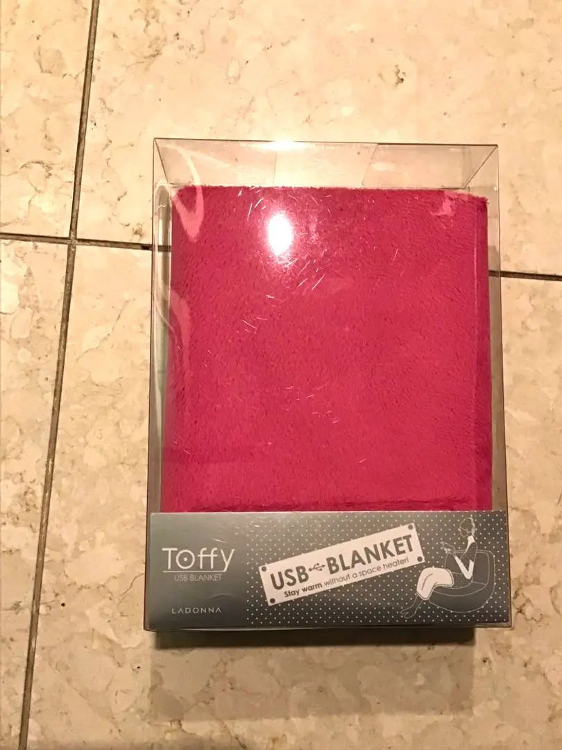 Brand new, unused item! USB blanket pink