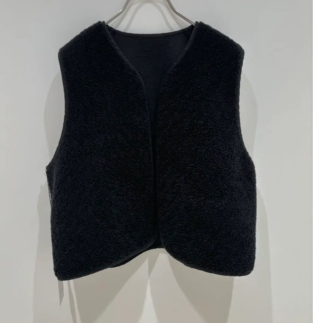 Veritecoeur 24aw VCC-493 Sheep Bore Bonding Vest