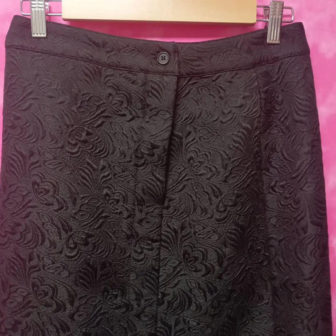 Size M [Sale] Immediate delivery Publicux ¥4500 ↓Long skirt Black embossed