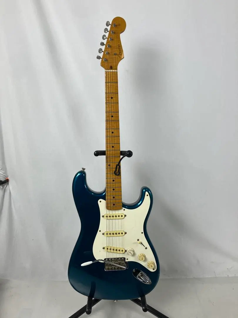 □ Fender STRATOCASTER Azul Metálico Fabricada en 1994