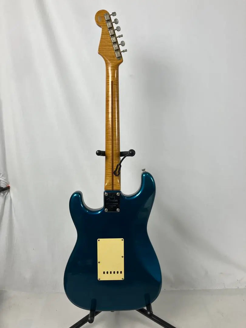 □ Fender STRATOCASTER Azul Metálico Fabricada en 1994