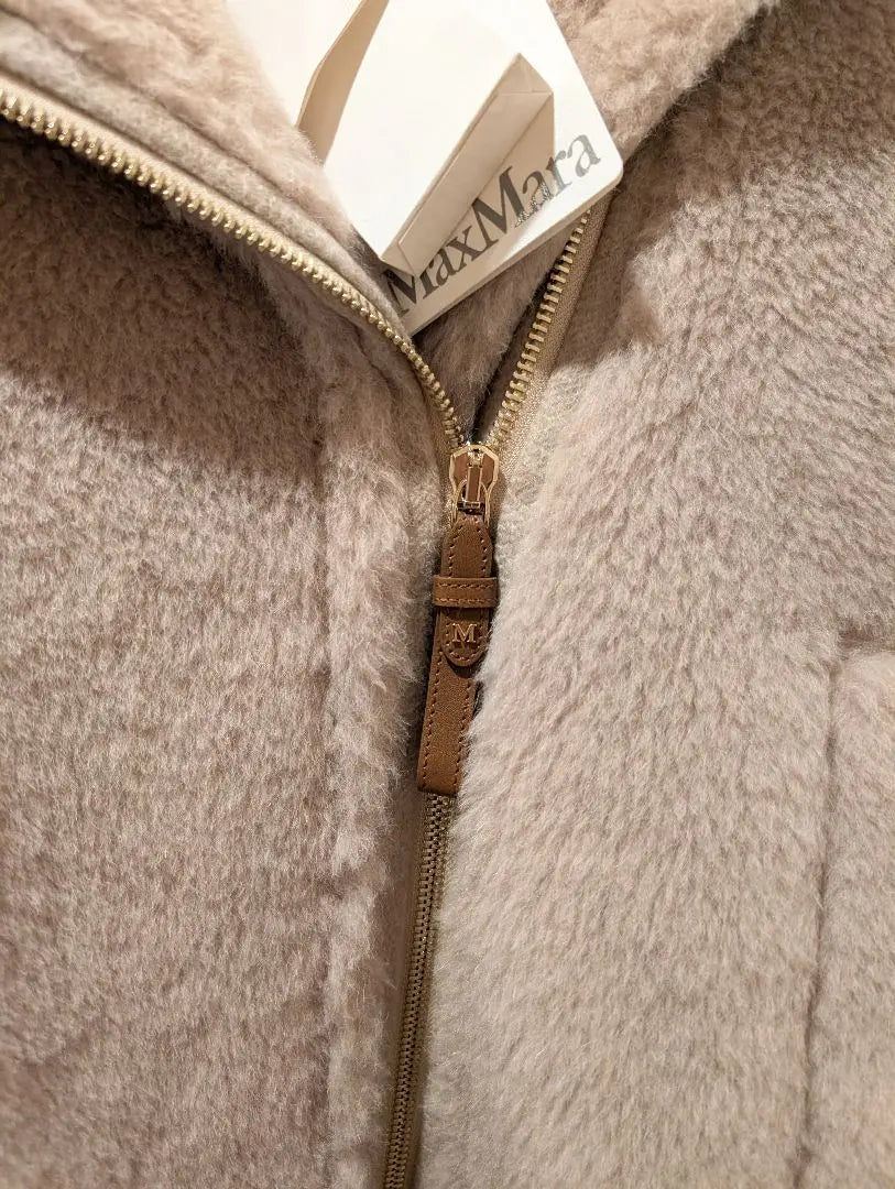 [New and genuine] MAX MARA Newmanto Teddy Cape Sandwich