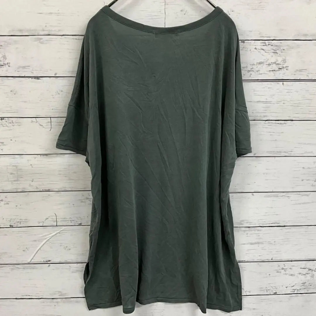 Ozoc pocket-equipped loose top, dull green M