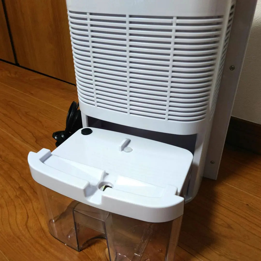 [Good condition✨️] Dehumidifier, quiet, eco, mold prevention, indoor drying, clothes dryer, condensation prevention