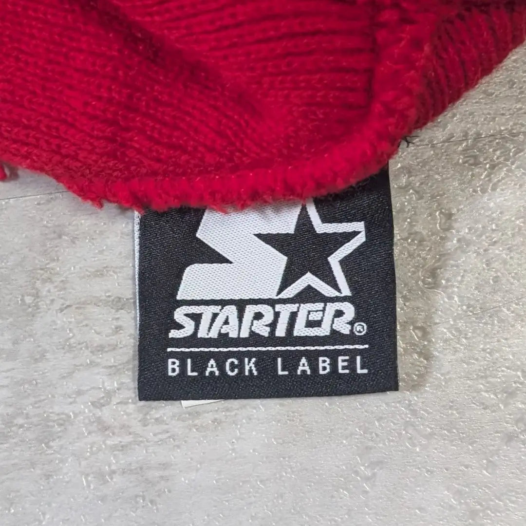 Starter red knit hat logo embroidery