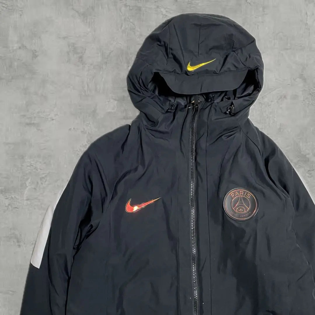 [Immediate shipping] NIKE Paris Saint-Germain FC Nylon Jacket Padded