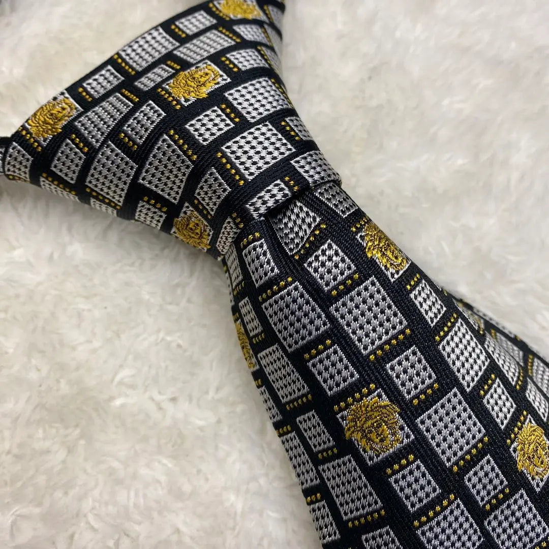 ✨Luxury✨ GIANNI VERSACE Corbata Medusa | ✨高級感✨ GIANNI VERSACE ネクタイ メデューサ