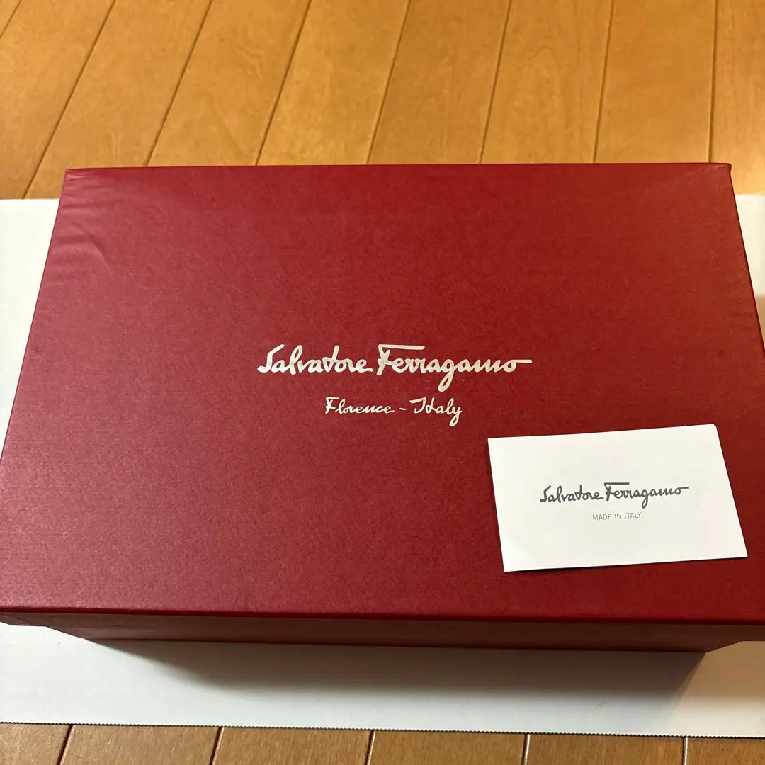 Ferragamo sneakers for women, 6M