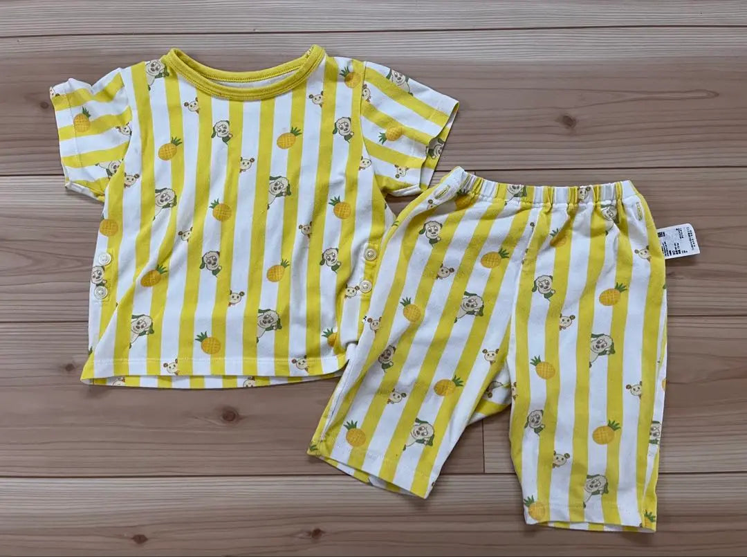 UNIQLO kids pajamas (90cm)