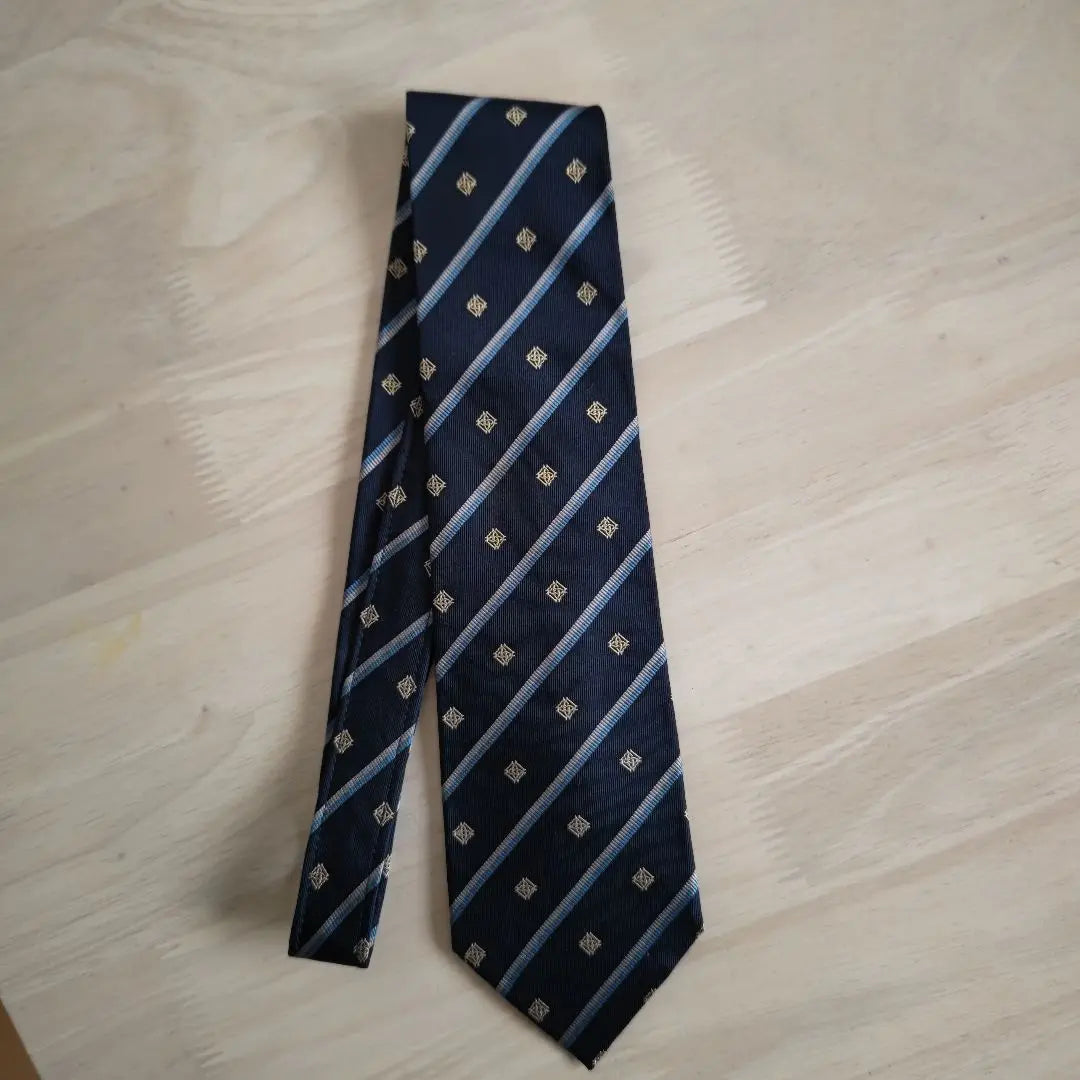 DAKS Tie