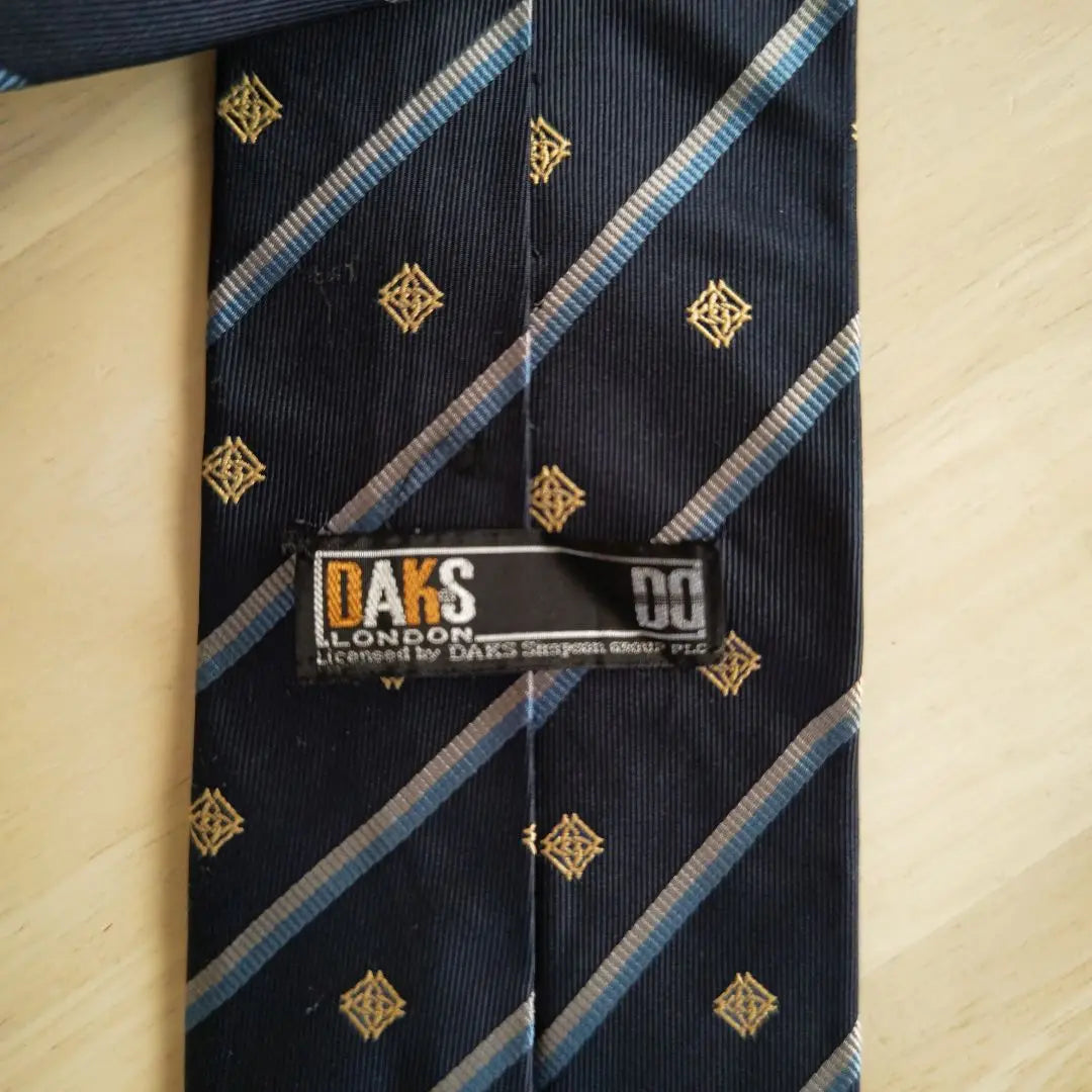 DAKS Tie