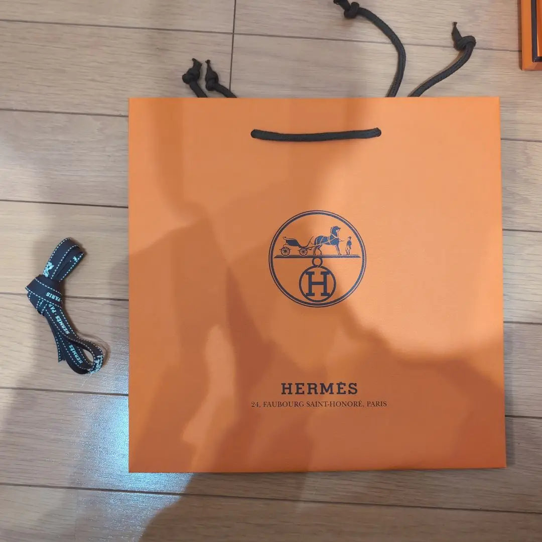 Caja Hermes, bolsa de papel, juego de cintas | エルメスボックス、紙袋、リボンセット