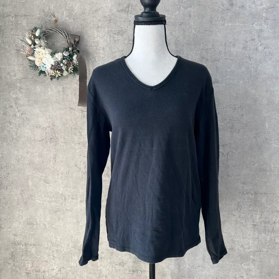 [ASEM] Black V -neck long -sleeved cut sowlon T plain L Simple Men's