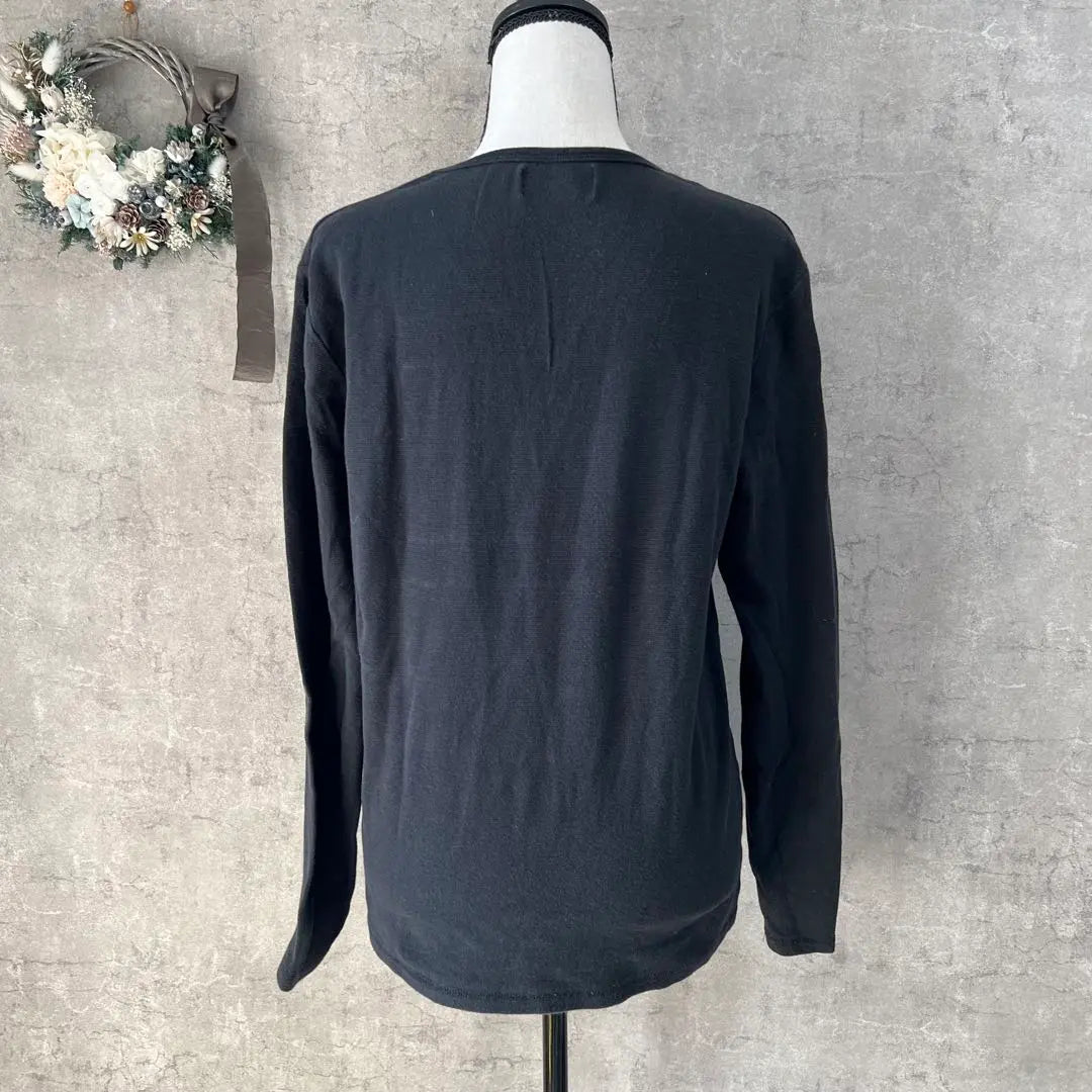 [ASEM] Black V -neck long -sleeved cut sowlon T plain L Simple Men's