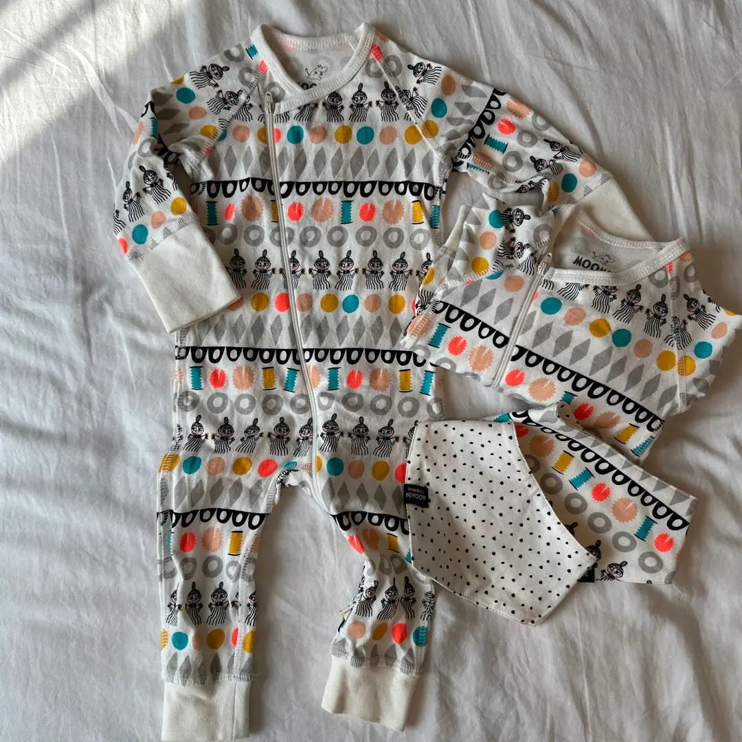 [Good condition] Moomin MOOMIN Romper Set, Stylish, Newborn, Twins, 4-piece set