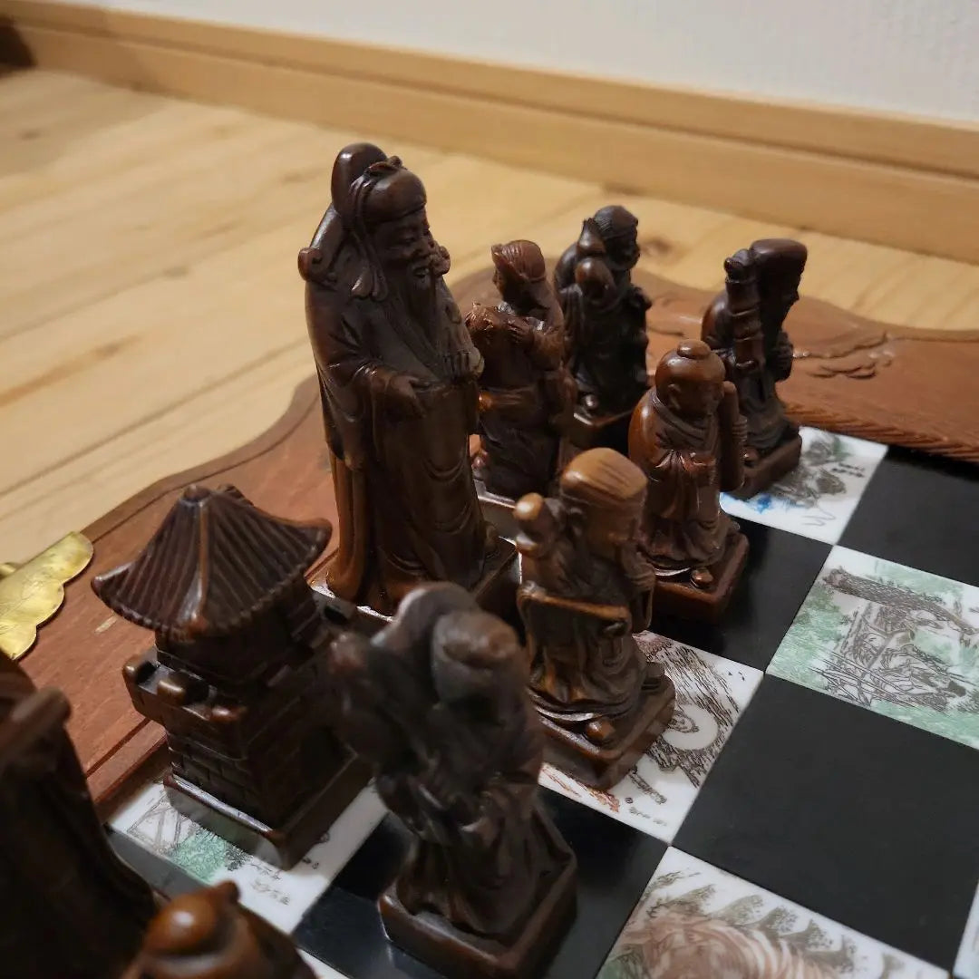 Chess set Terracotta Warrior Antique Chess Figurine Retro style Wooden tableboard | チェスセット　兵馬俑アンティーク チェス 置物 レトロ調 木製テーブルボード