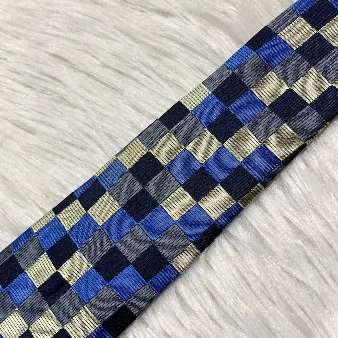 GUCCI Check Jacquard Silk Tie Made in Italy