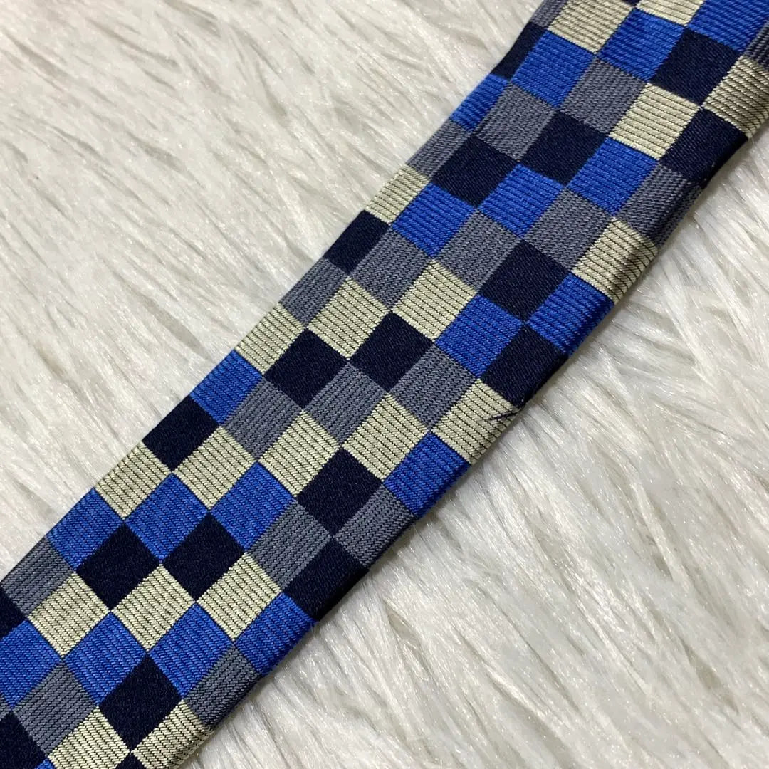 GUCCI Check Jacquard Silk Tie Made in Italy