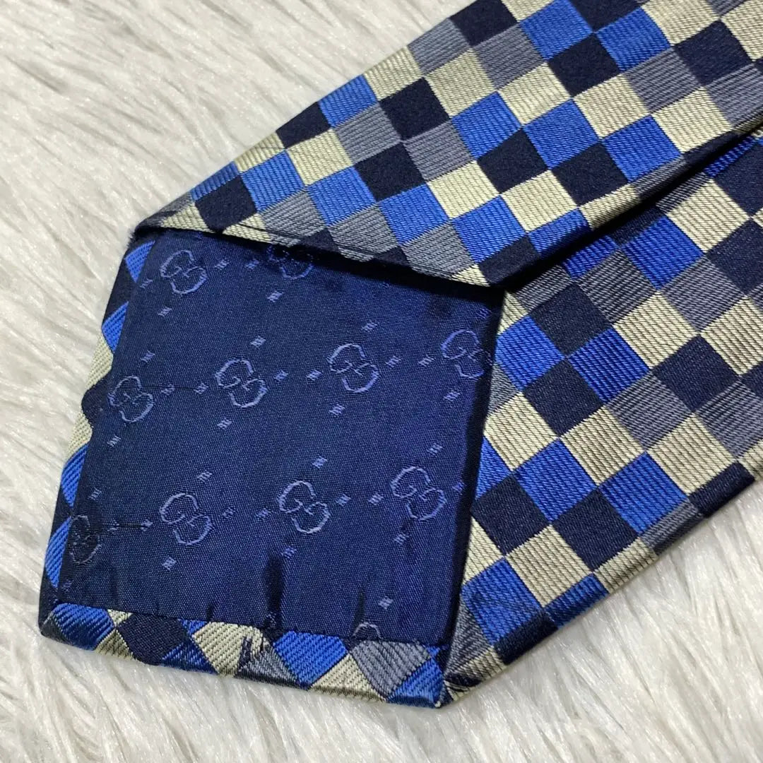 GUCCI Check Jacquard Silk Tie Made in Italy