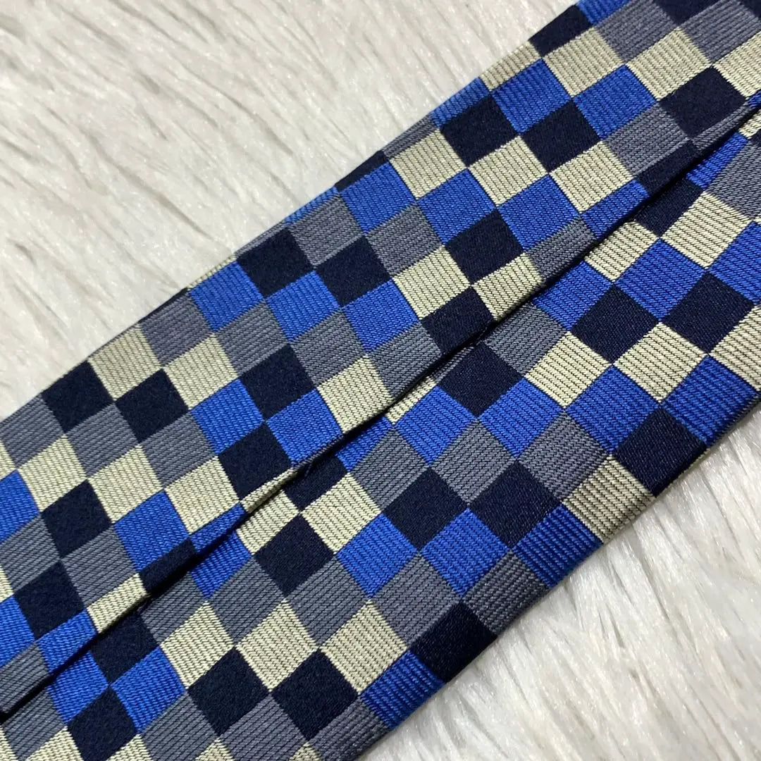 GUCCI Check Jacquard Silk Tie Made in Italy