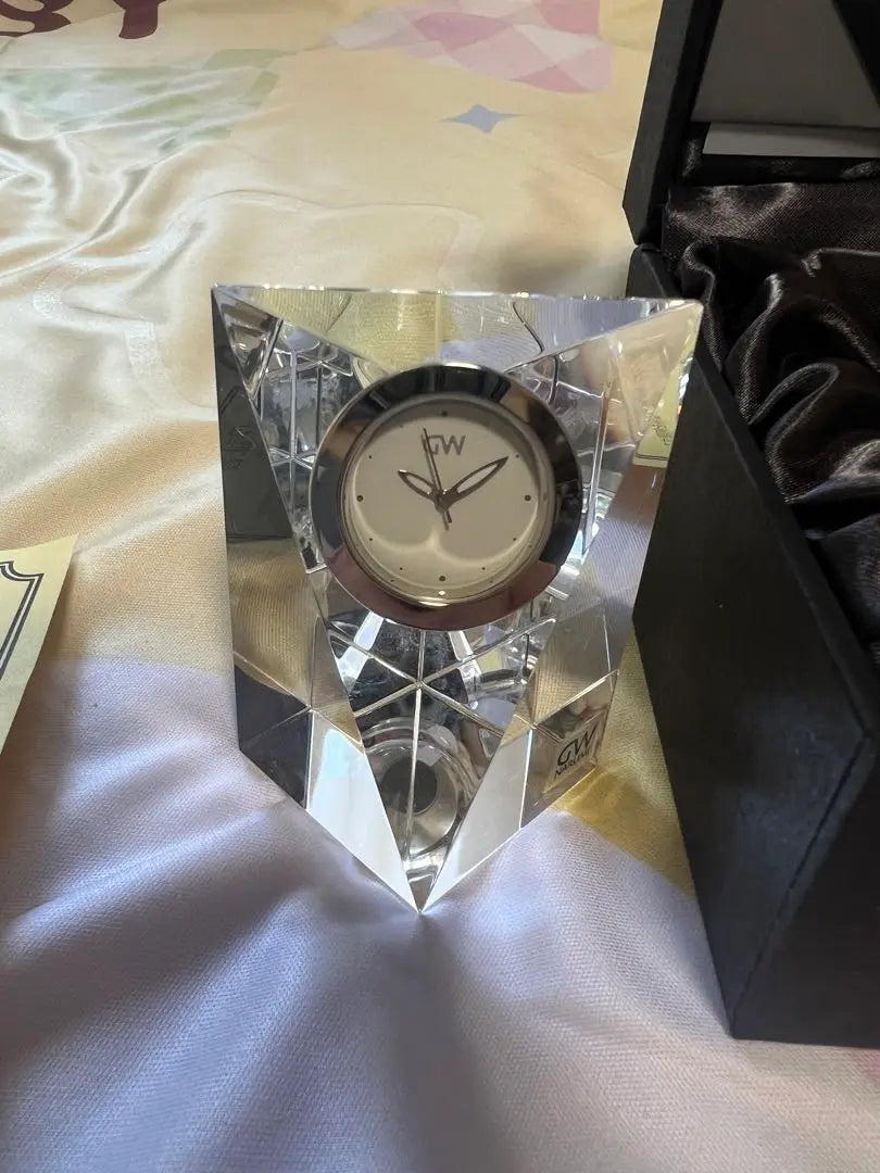 Reloj de mesa NARUMI de GLASSWORKS [sin usar]