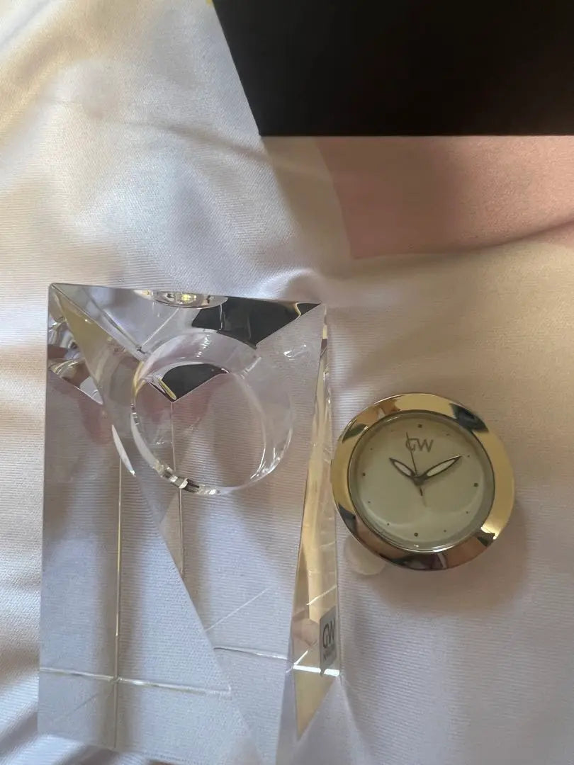 Reloj de mesa NARUMI de GLASSWORKS [sin usar]