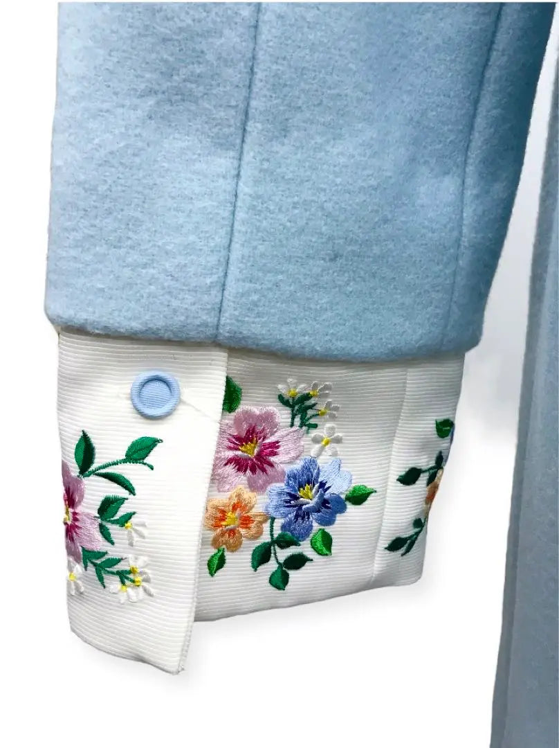 New Traditional Crafts Horizontal Embroidery 3-way High-quality Stainless Melton Wool Coat Light Blue One-of-a-kind Rare Flower