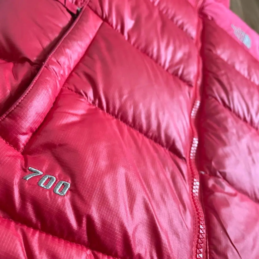 Chaqueta de plumón de color rojo Nuptsy de 700 cuins para mujer de North Face