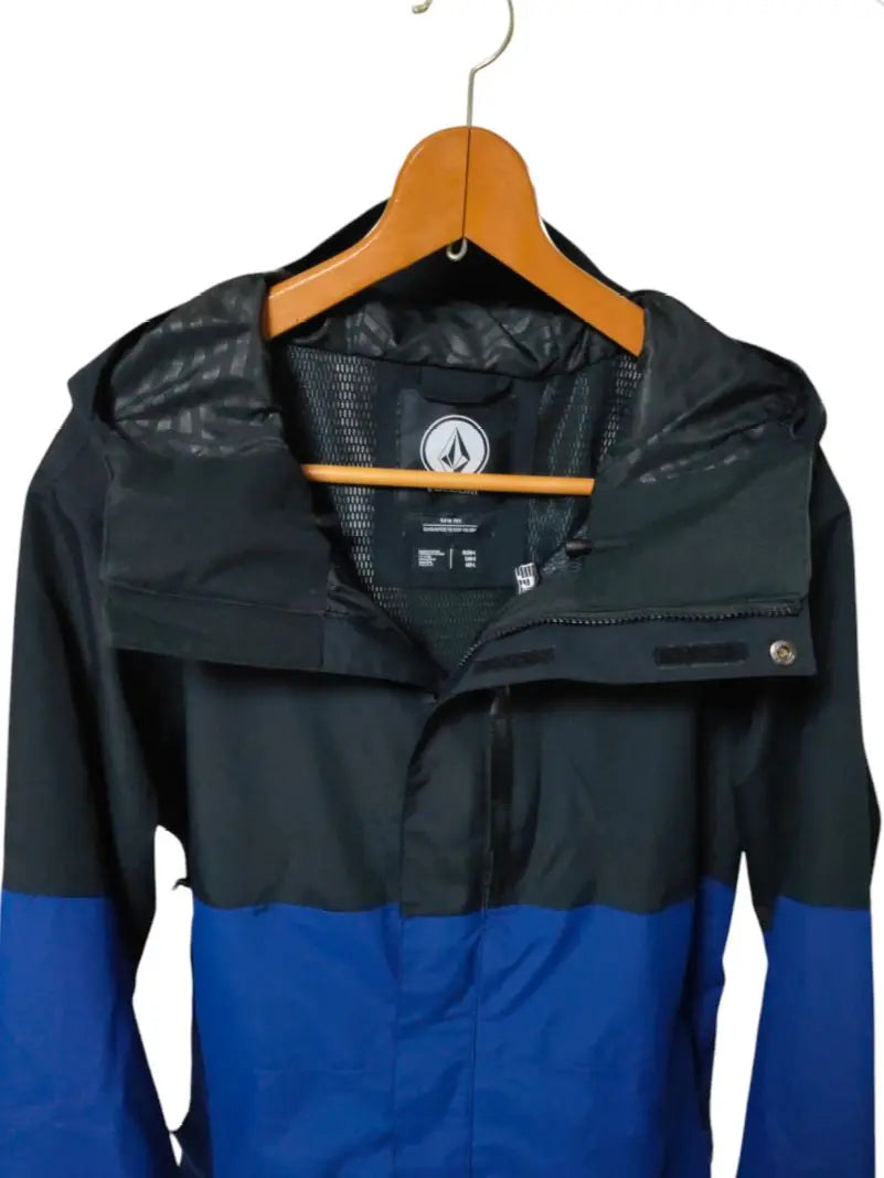 New VOLCOM L GORE-TEX JACKET Snowboard Jacket