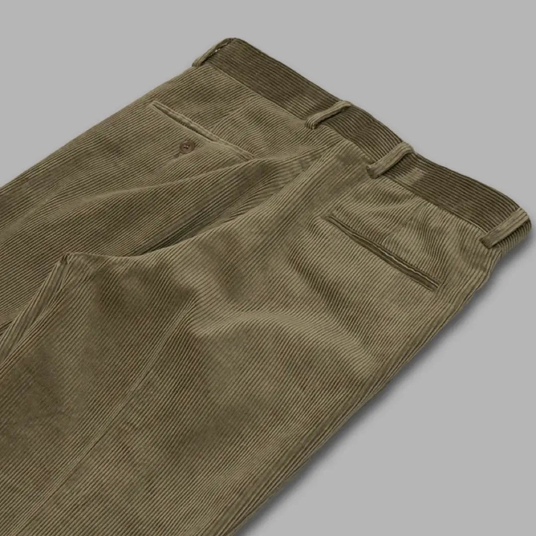 [Nuevo y sin usar] Pantalones de pana con ribetes COMOLI, talla 1