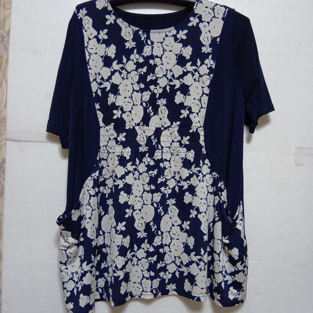 Navy/White Flower Print Short Sleeve Tunic M~L