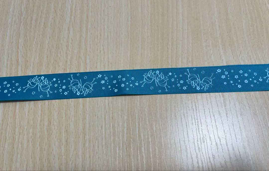 Blue flower and insect print ribbon approx. 2.5cm wide ✖️ approx. 2m